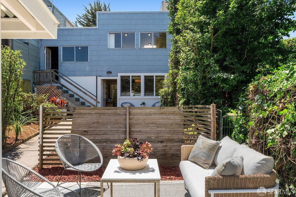 Detail Gallery Image 23 of 25 For 45 Holly Park Cir, San Francisco,  CA 94110 - 3 Beds | 1/1 Baths