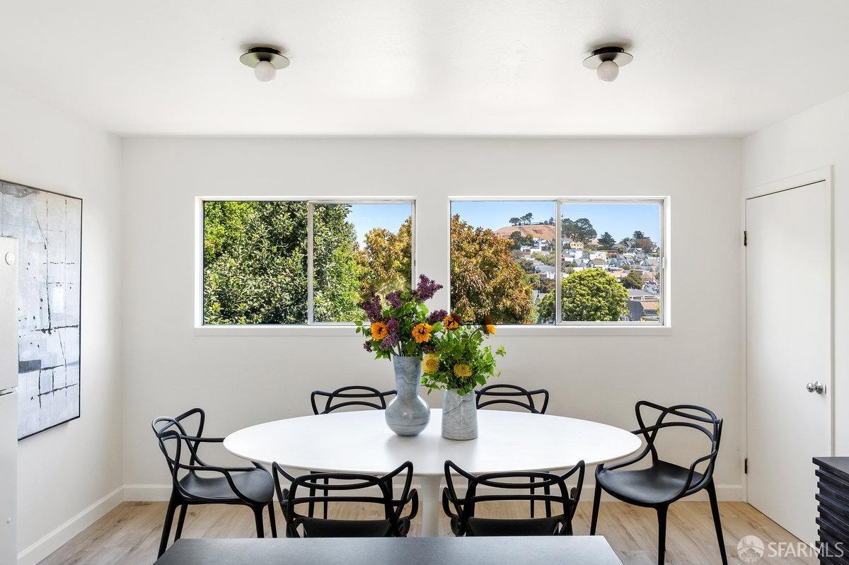 Detail Gallery Image 10 of 25 For 45 Holly Park Cir, San Francisco,  CA 94110 - 3 Beds | 1/1 Baths