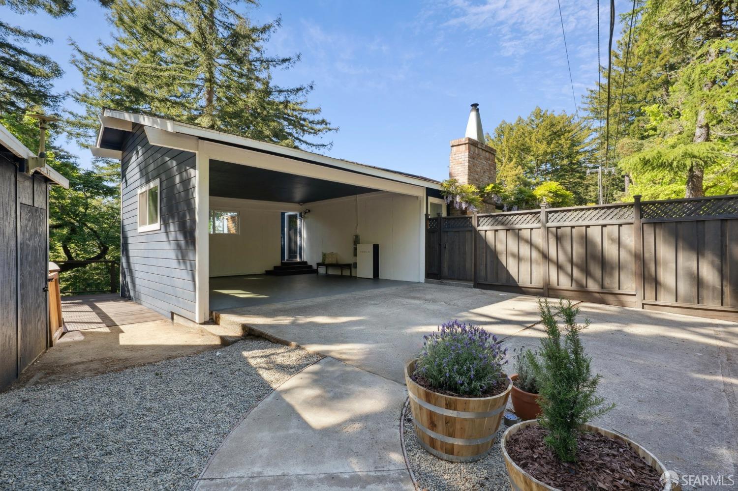 Detail Gallery Image 34 of 38 For 14826 Skyline Blvd #1,  Woodside,  CA 94062 - 3 Beds | 3 Baths
