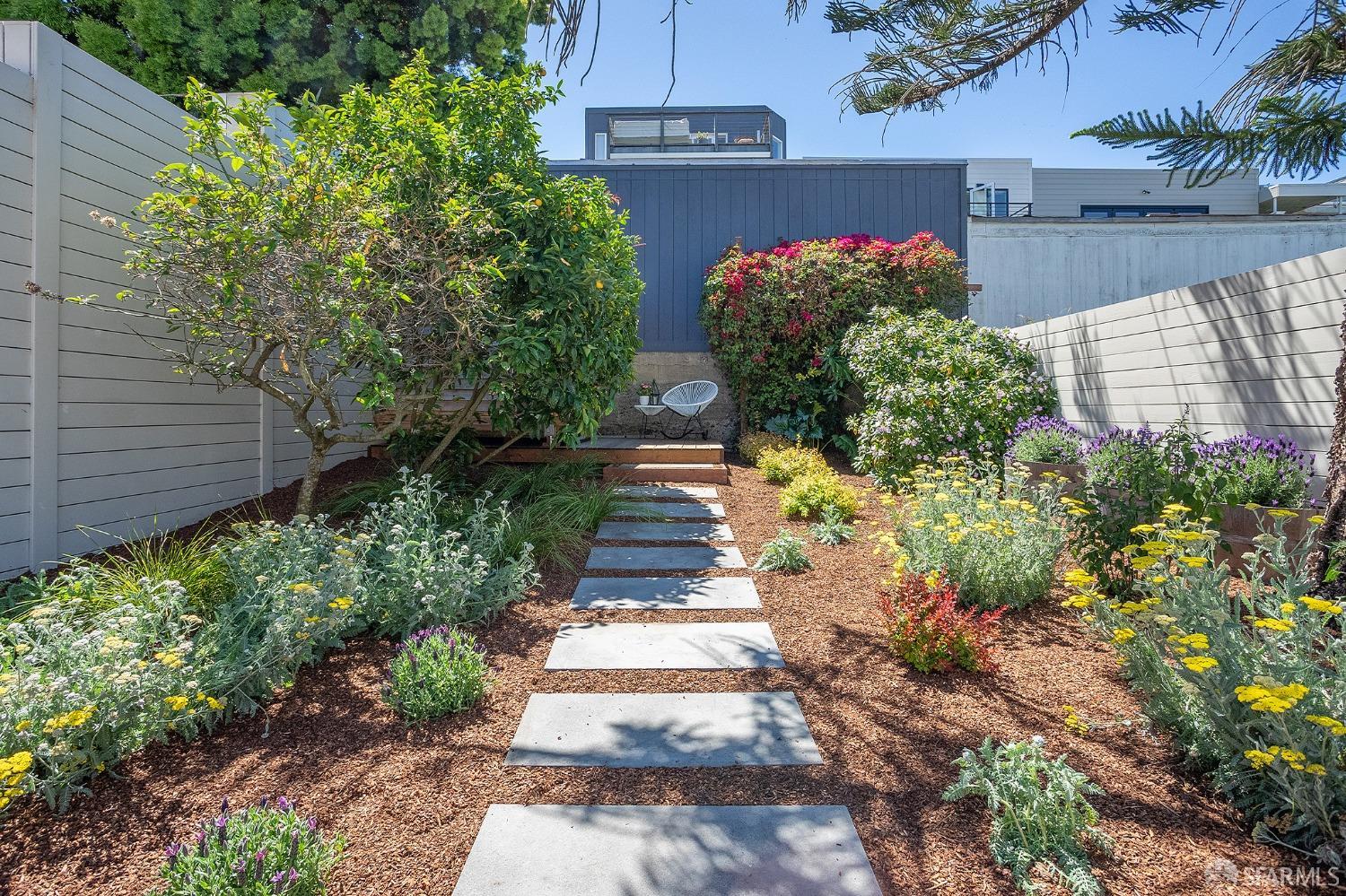 Detail Gallery Image 13 of 32 For 764 Arkansas St, San Francisco,  CA 94107 - 3 Beds | 1 Baths