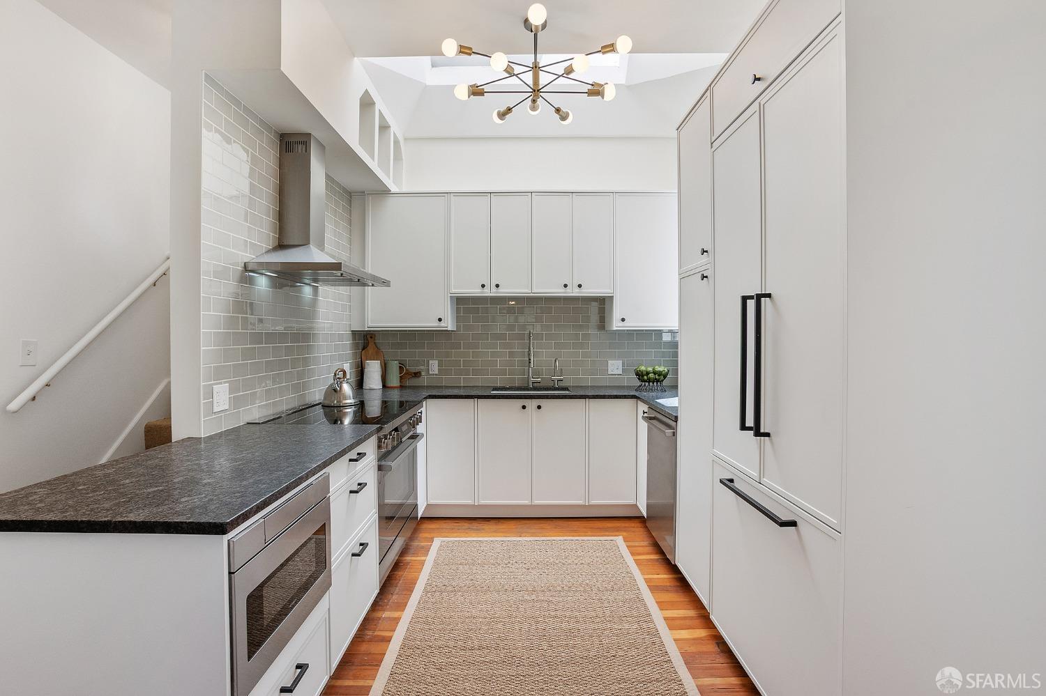 Detail Gallery Image 7 of 32 For 764 Arkansas St, San Francisco,  CA 94107 - 3 Beds | 1 Baths