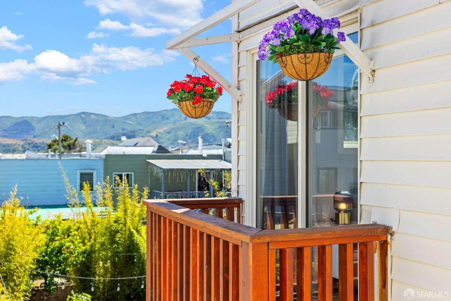Detail Gallery Image 27 of 52 For 465 Harkness Ave, San Francisco,  CA 94134 - 4 Beds | 2 Baths