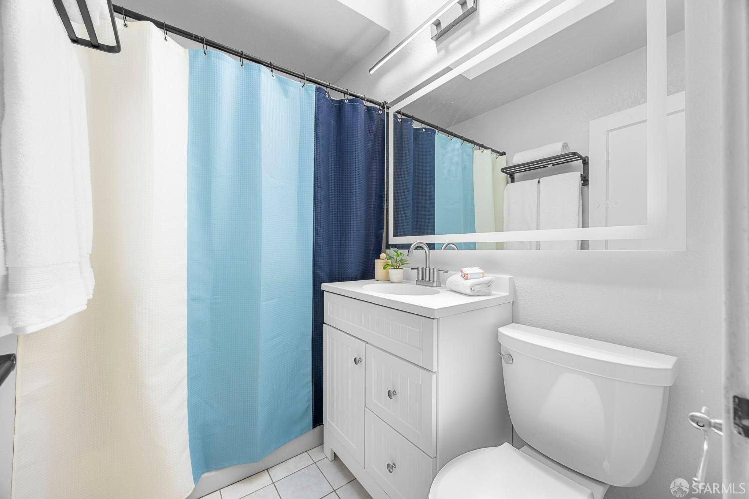 Detail Gallery Image 20 of 52 For 465 Harkness Ave, San Francisco,  CA 94134 - 4 Beds | 2 Baths