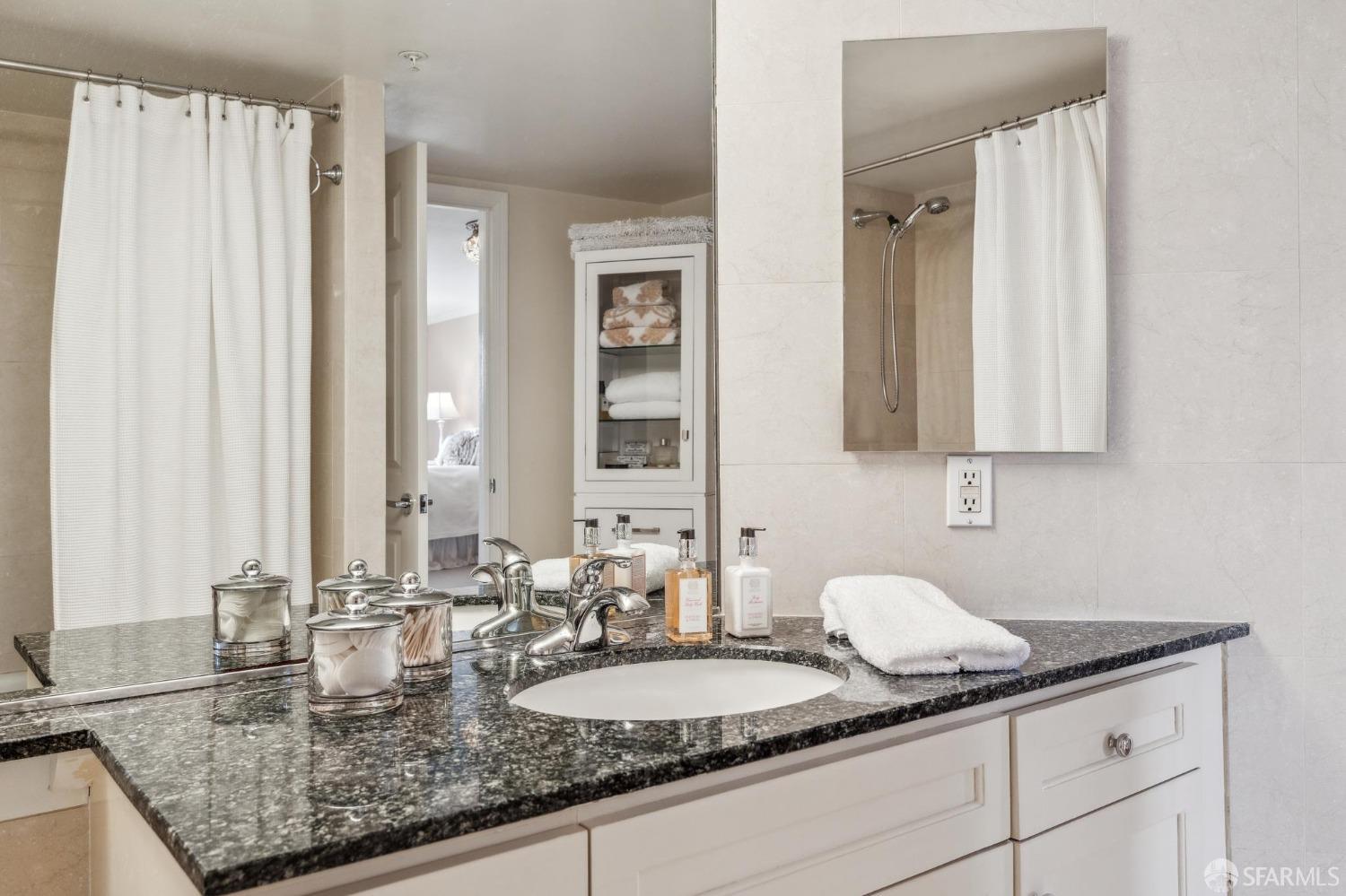 Detail Gallery Image 28 of 44 For 1483 Sutter St #901,  San Francisco,  CA 94109 - 1 Beds | 1 Baths