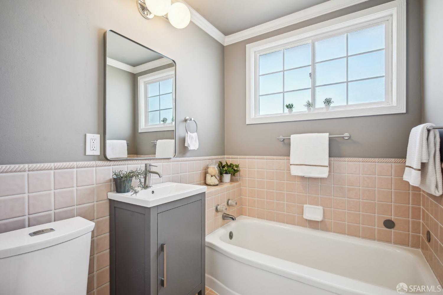 Detail Gallery Image 17 of 43 For 480 Cypress Ave, San Bruno,  CA 94066 - 4 Beds | 2 Baths