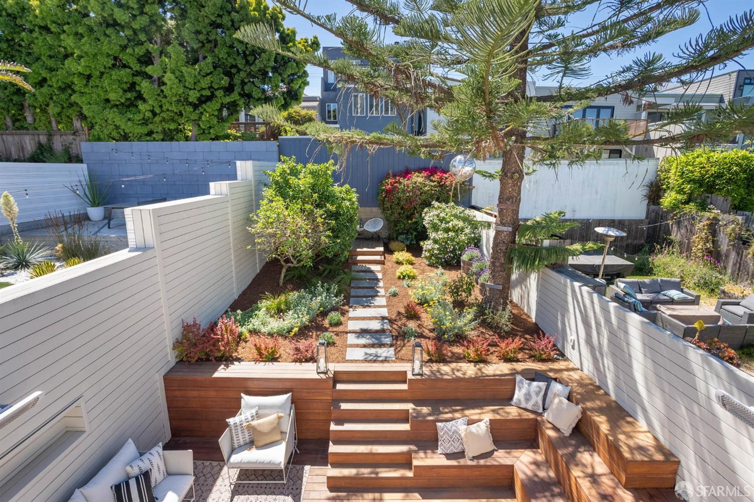 Detail Gallery Image 2 of 32 For 764 Arkansas St, San Francisco,  CA 94107 - 3 Beds | 1 Baths