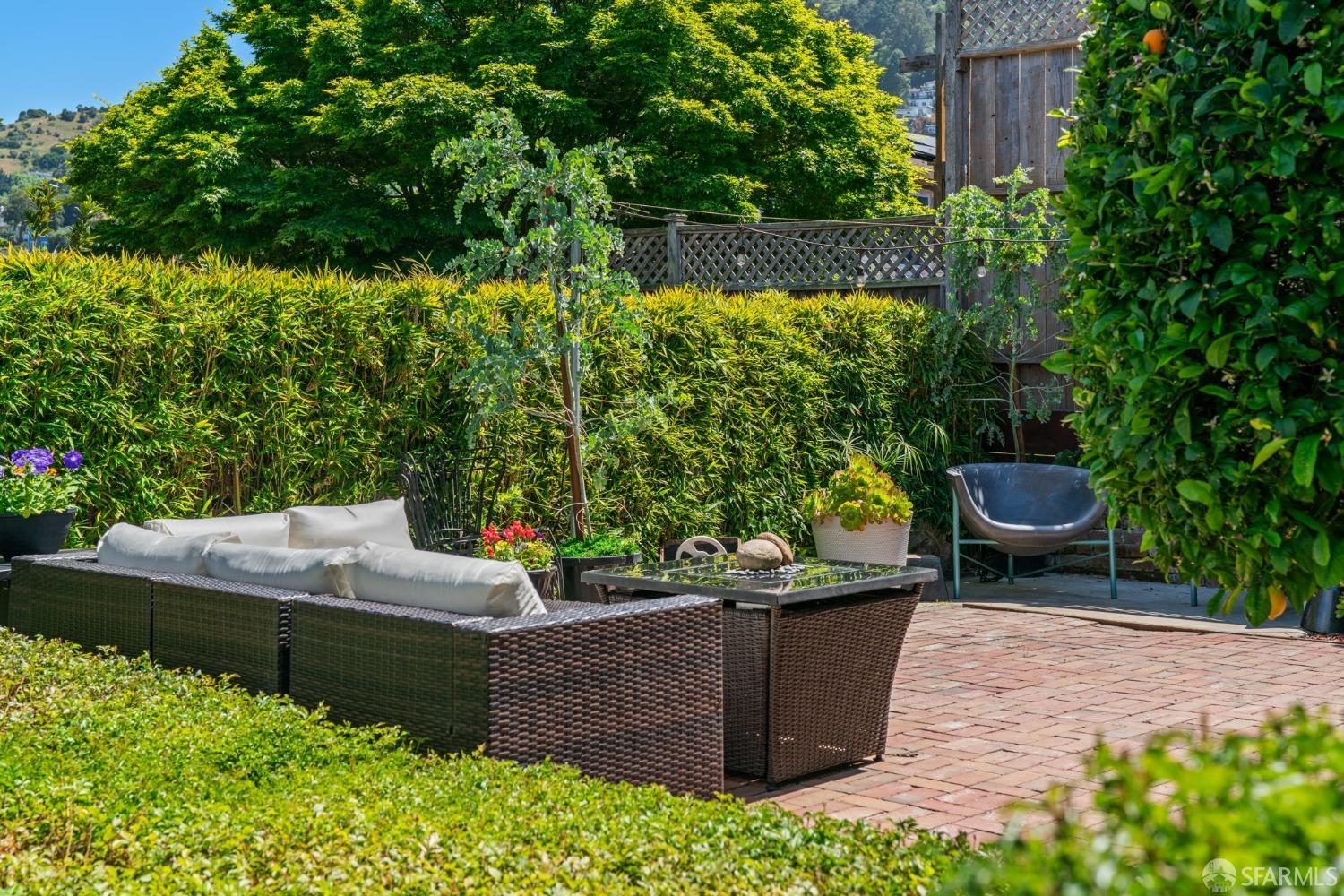 Detail Gallery Image 34 of 50 For 451 Mariposa St, Brisbane,  CA 94005 - 4 Beds | 2 Baths