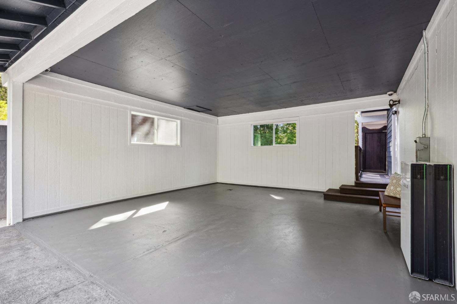Detail Gallery Image 33 of 38 For 14826 Skyline Blvd #1,  Woodside,  CA 94062 - 3 Beds | 3 Baths