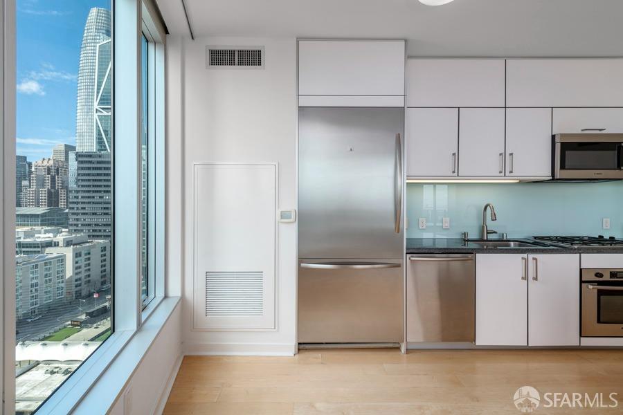 Detail Gallery Image 7 of 24 For 301 Main St 14f,  San Francisco,  CA 94105 - 2 Beds | 2 Baths