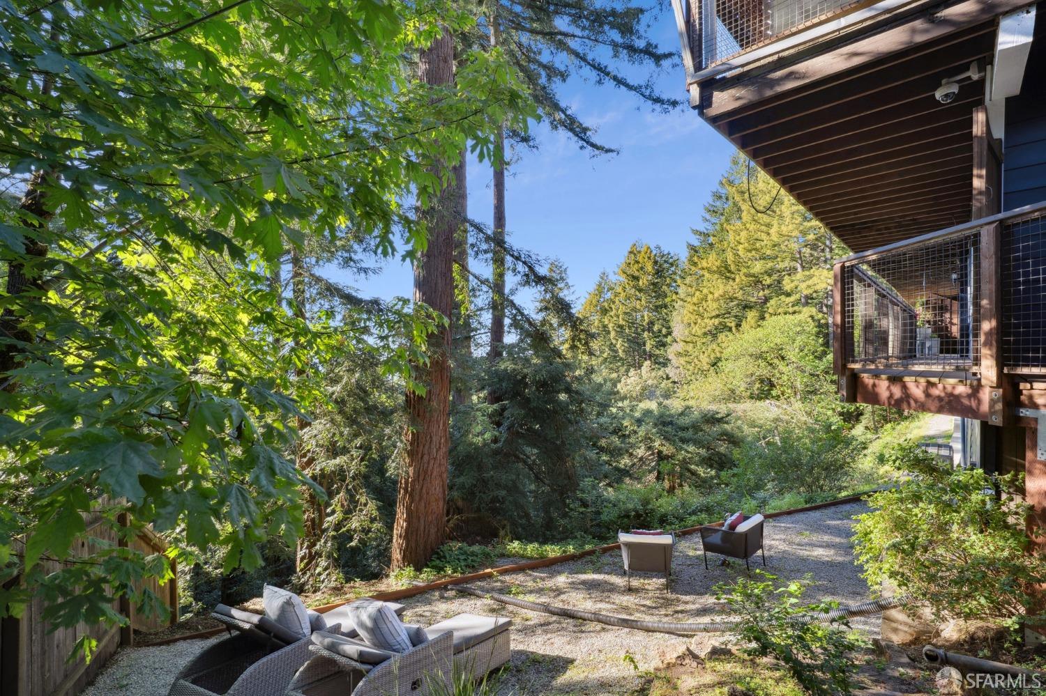 Detail Gallery Image 32 of 38 For 14826 Skyline Blvd #1,  Woodside,  CA 94062 - 3 Beds | 3 Baths