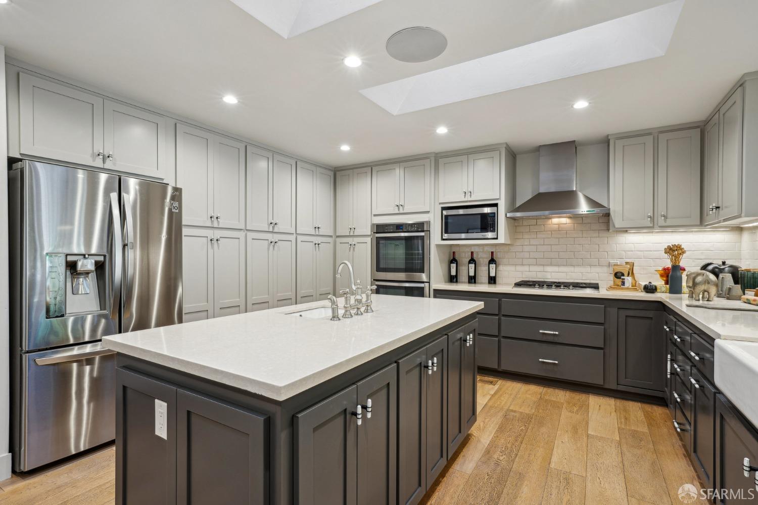 Detail Gallery Image 12 of 38 For 14826 Skyline Blvd #1,  Woodside,  CA 94062 - 3 Beds | 3 Baths