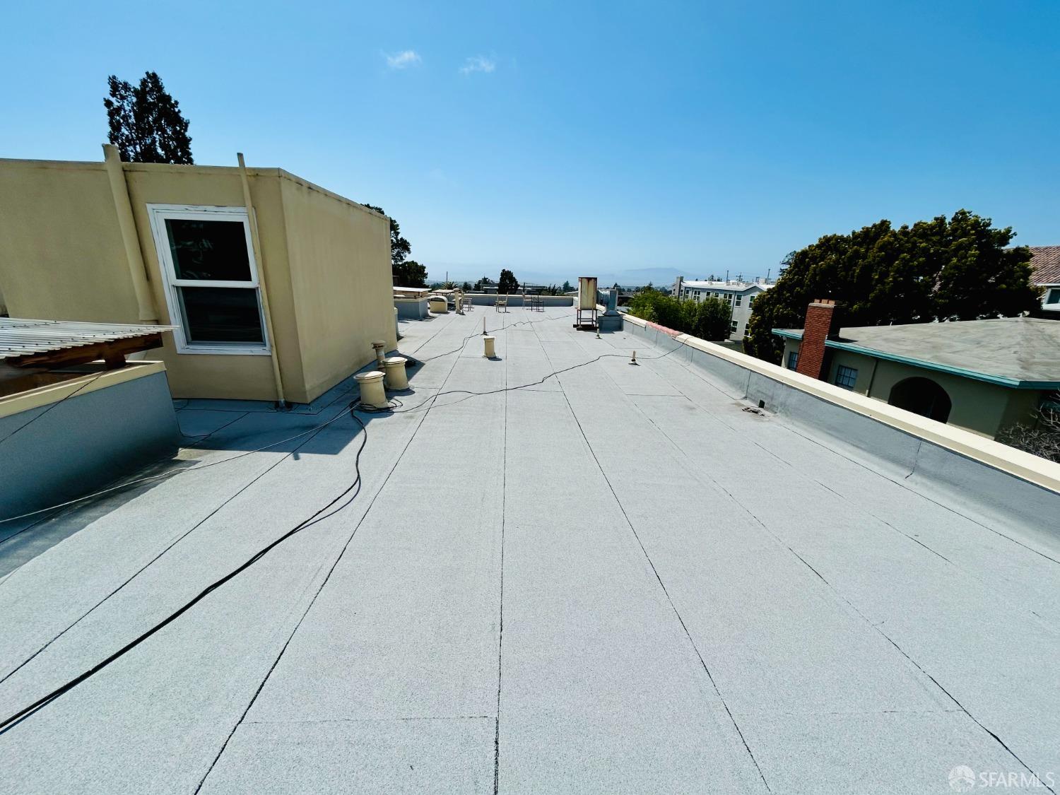 Detail Gallery Image 14 of 18 For 1534 Arch St, Berkeley,  CA 94708 - – Beds | – Baths