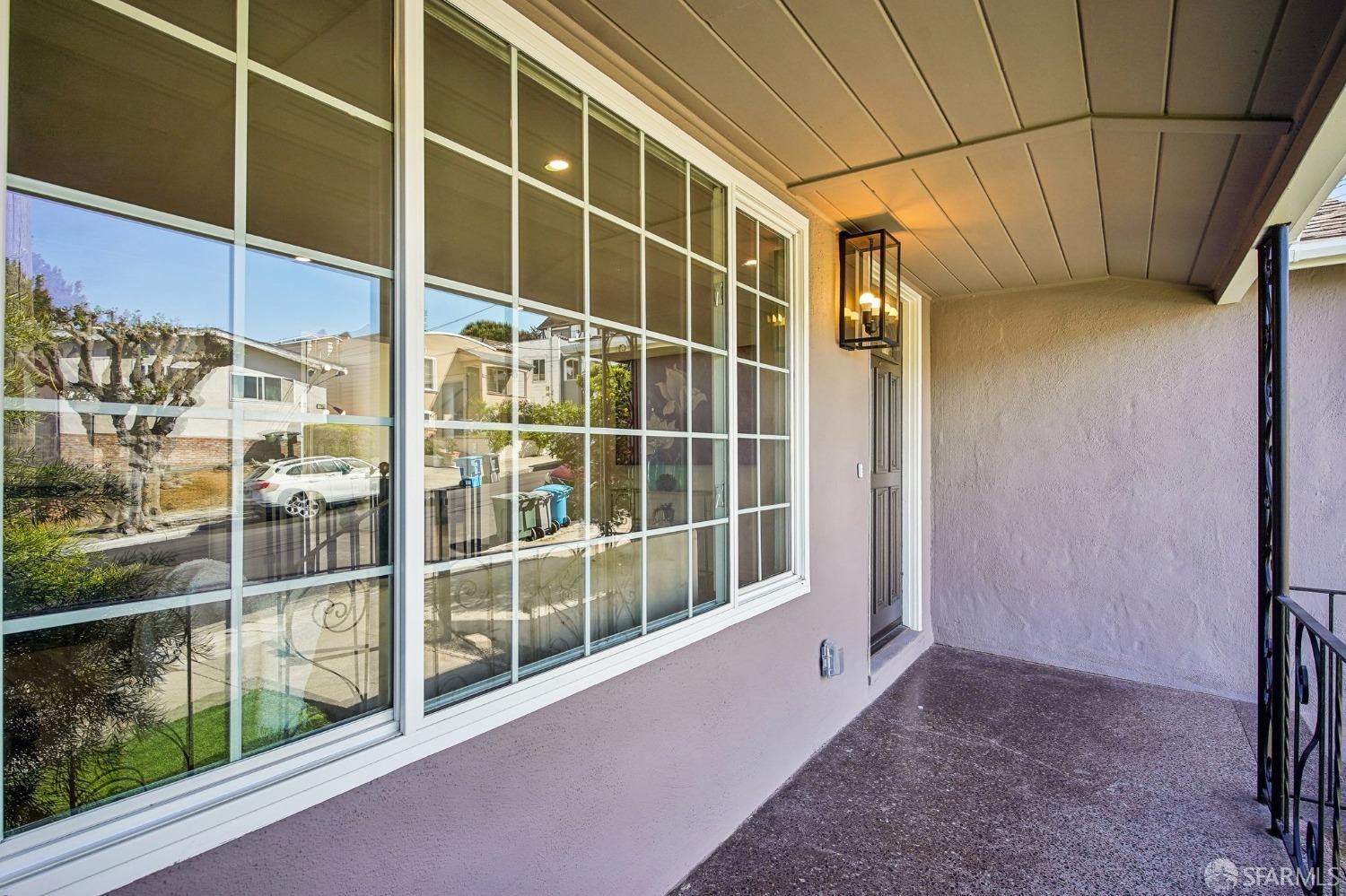 Detail Gallery Image 4 of 43 For 480 Cypress Ave, San Bruno,  CA 94066 - 4 Beds | 2 Baths
