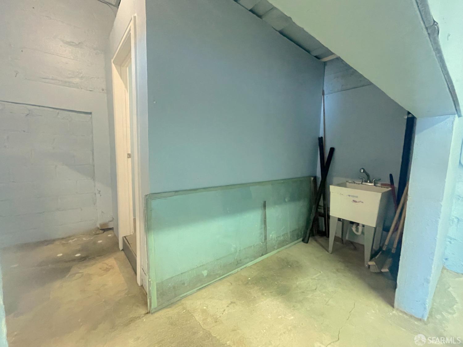 Detail Gallery Image 8 of 34 For 5146 3rd St, San Francisco,  CA 94124 - – Beds | – Baths