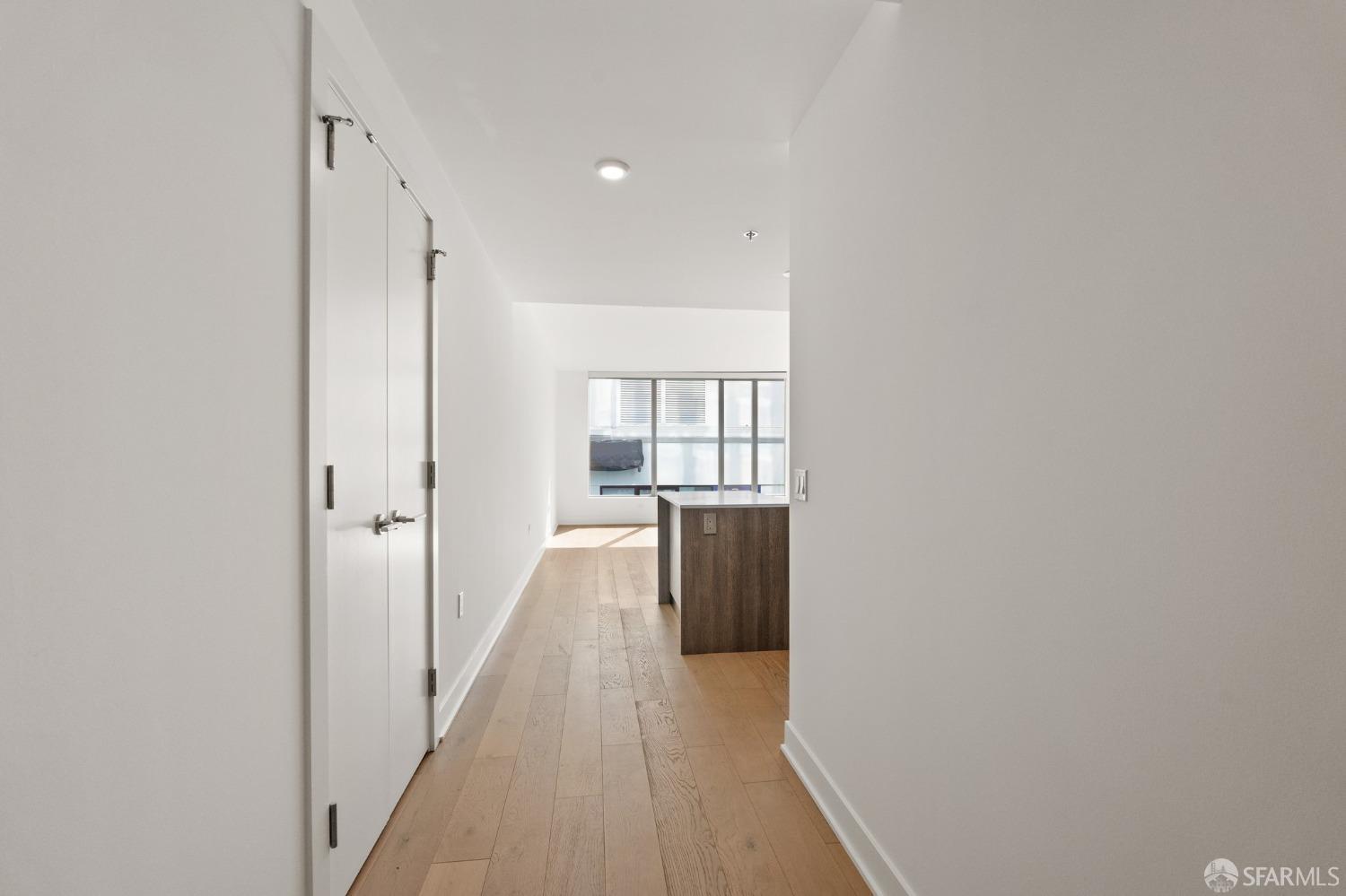 Detail Gallery Image 4 of 21 For 338 Main St 10d,  San Francisco,  CA 94105 - 1 Beds | 1 Baths