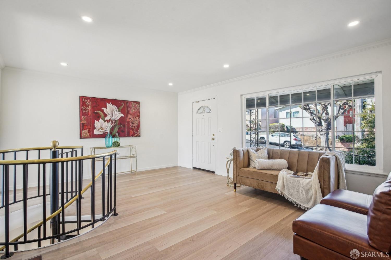 Detail Gallery Image 7 of 43 For 480 Cypress Ave, San Bruno,  CA 94066 - 4 Beds | 2 Baths