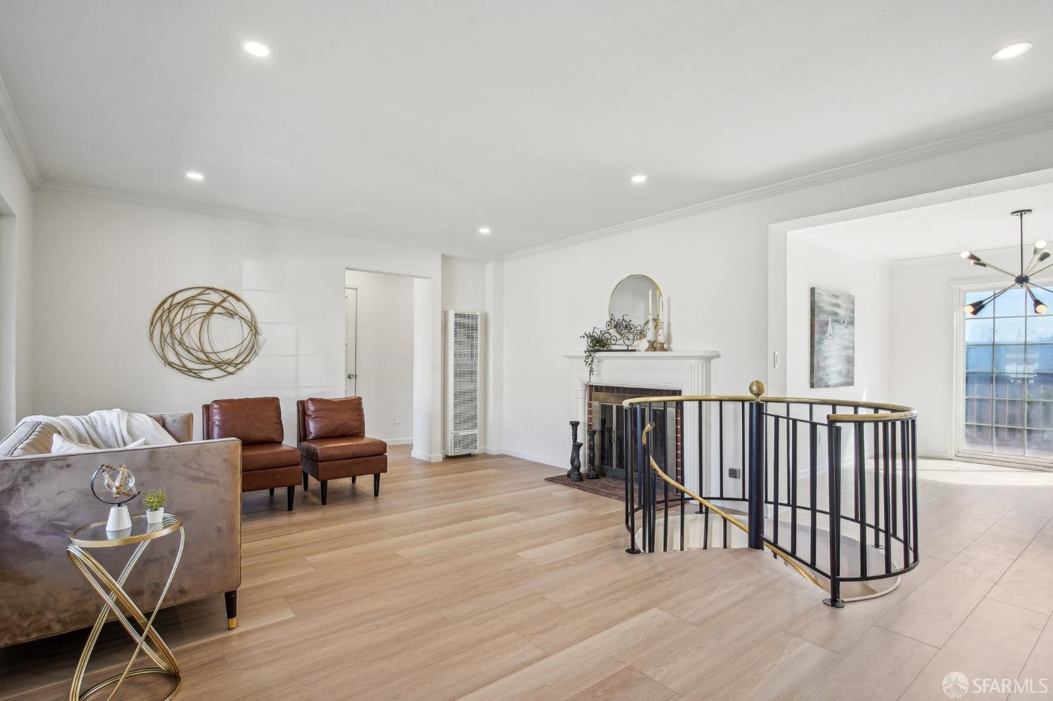 Detail Gallery Image 5 of 43 For 480 Cypress Ave, San Bruno,  CA 94066 - 4 Beds | 2 Baths