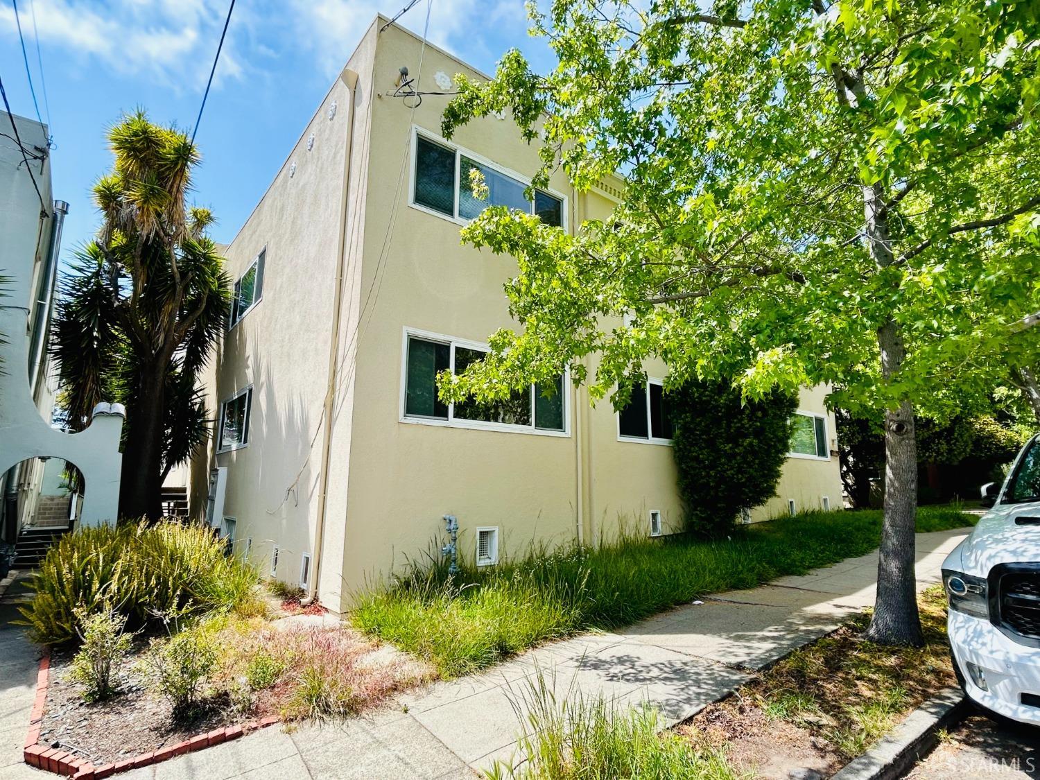 Detail Gallery Image 2 of 18 For 1534 Arch St, Berkeley,  CA 94708 - – Beds | – Baths