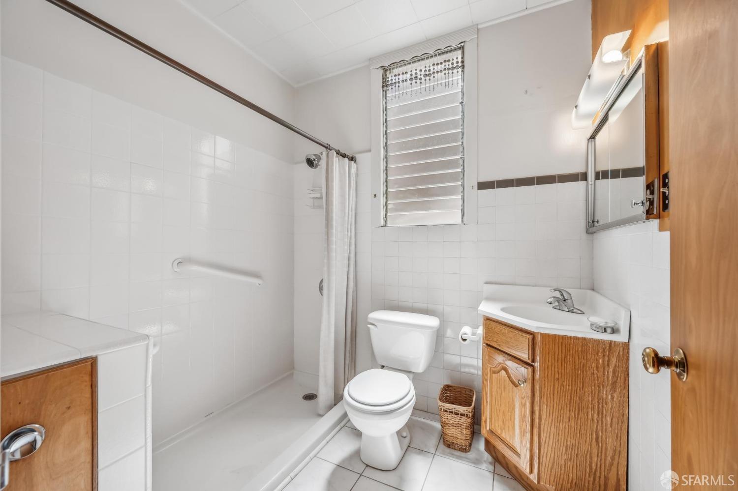 Detail Gallery Image 23 of 37 For 323 Chicago Way, San Francisco,  CA 94112 - 2 Beds | 1 Baths