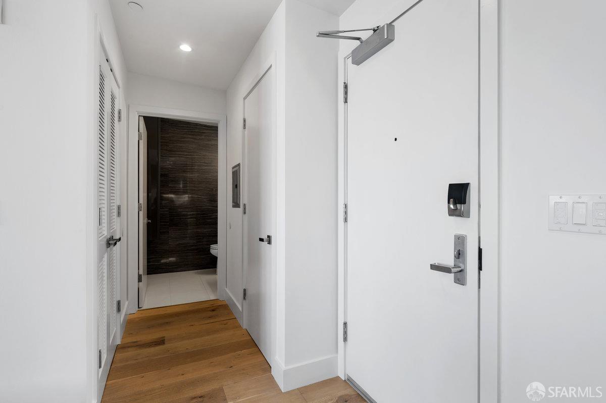 Detail Gallery Image 27 of 37 For 2200 Market St #504,  San Francisco,  CA 94114 - 1 Beds | 1/1 Baths