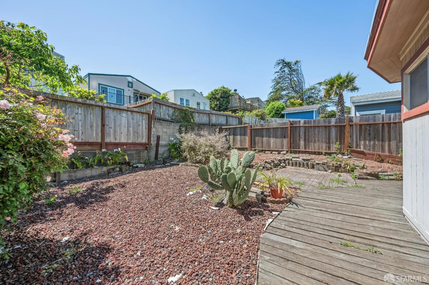 Detail Gallery Image 31 of 37 For 323 Chicago Way, San Francisco,  CA 94112 - 2 Beds | 1 Baths