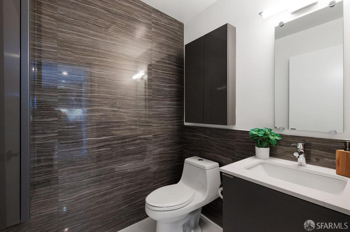 Detail Gallery Image 18 of 37 For 2200 Market St #504,  San Francisco,  CA 94114 - 1 Beds | 1/1 Baths
