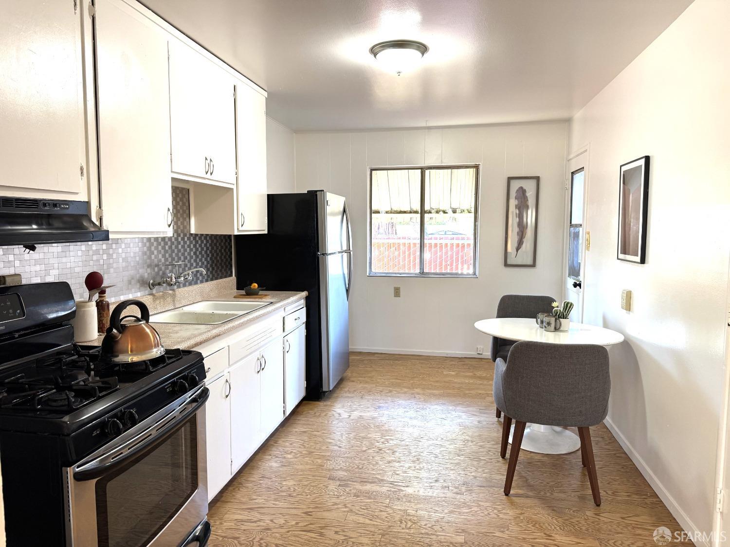 Detail Gallery Image 3 of 5 For 21683 Western Blvd, Hayward,  CA 94541 - – Beds | – Baths