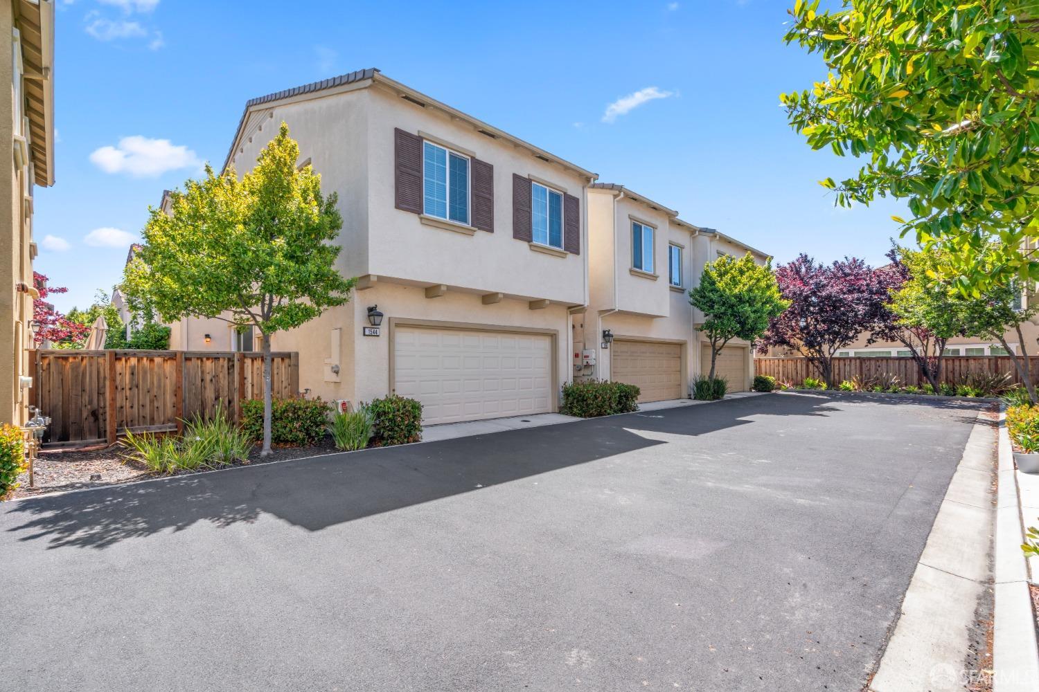 Detail Gallery Image 26 of 39 For 1544 Glenn St, Hayward,  CA 94545 - 3 Beds | 2/1 Baths