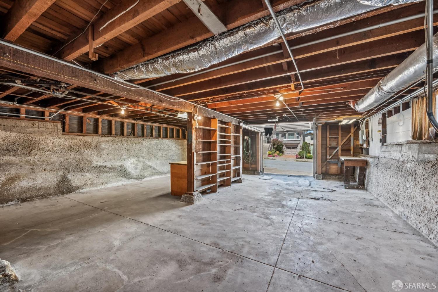 Detail Gallery Image 34 of 37 For 323 Chicago Way, San Francisco,  CA 94112 - 2 Beds | 1 Baths