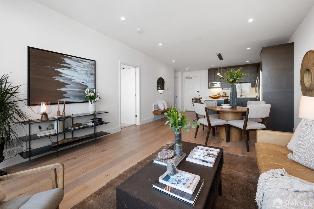 Detail Gallery Image 9 of 37 For 2200 Market St #504,  San Francisco,  CA 94114 - 1 Beds | 1/1 Baths