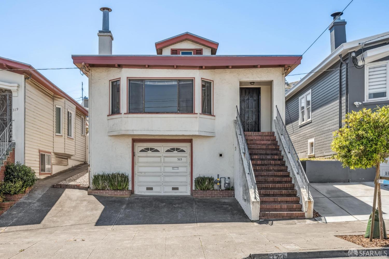 Detail Gallery Image 1 of 37 For 323 Chicago Way, San Francisco,  CA 94112 - 2 Beds | 1 Baths