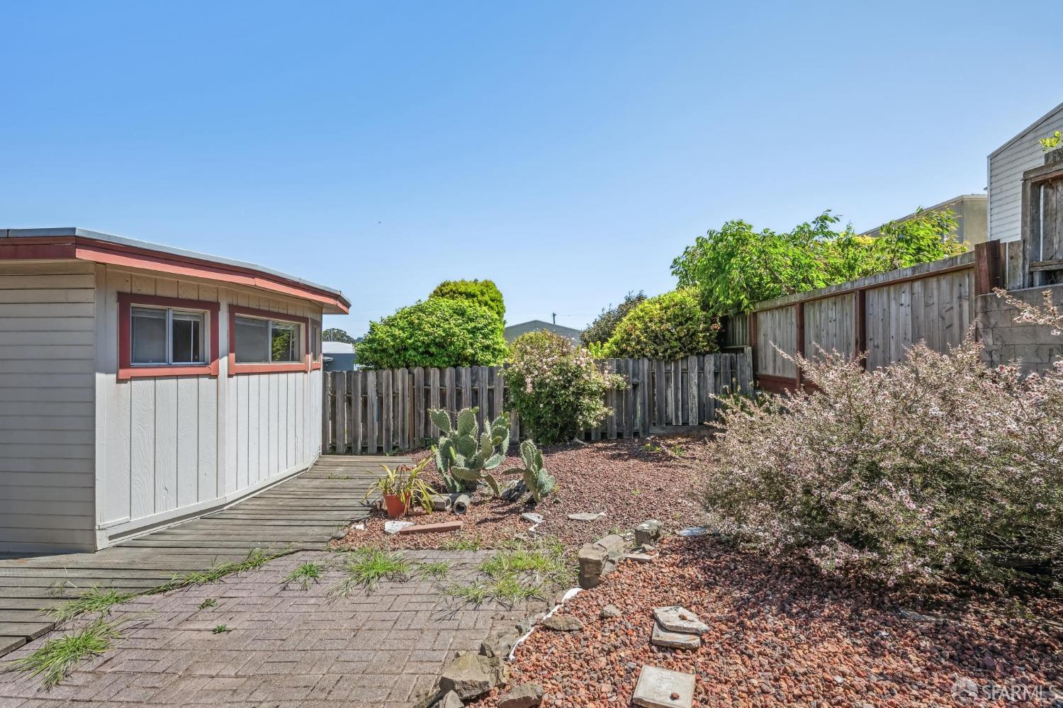 Detail Gallery Image 30 of 37 For 323 Chicago Way, San Francisco,  CA 94112 - 2 Beds | 1 Baths