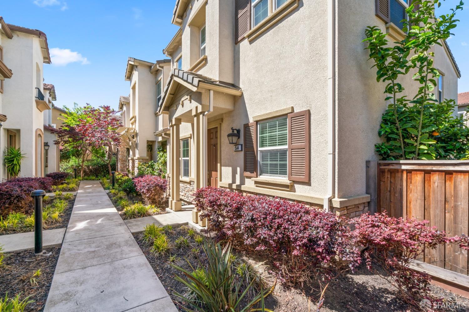 Detail Gallery Image 27 of 39 For 1544 Glenn St, Hayward,  CA 94545 - 3 Beds | 2/1 Baths