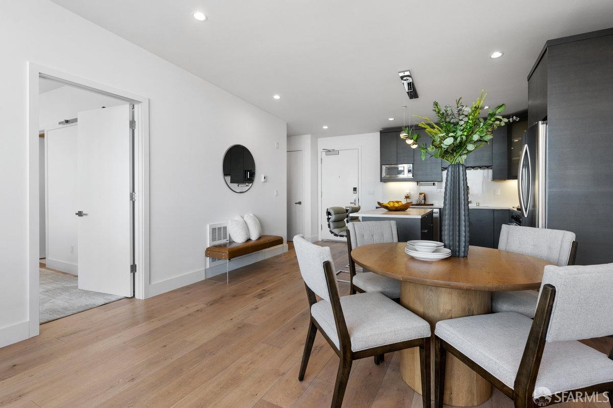 Detail Gallery Image 12 of 37 For 2200 Market St #504,  San Francisco,  CA 94114 - 1 Beds | 1/1 Baths