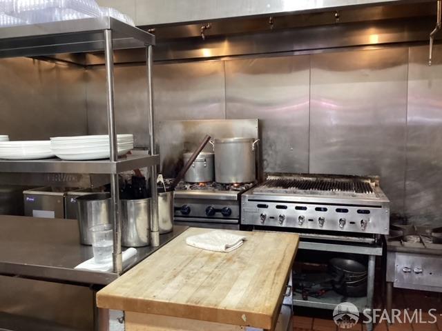 Detail Gallery Image 5 of 5 For 2338 Mission St, San Francisco,  CA 94110 - – Beds | – Baths