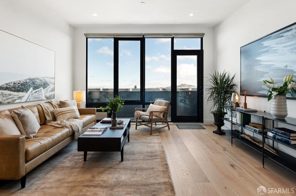 Detail Gallery Image 2 of 37 For 2200 Market St #504,  San Francisco,  CA 94114 - 1 Beds | 1/1 Baths