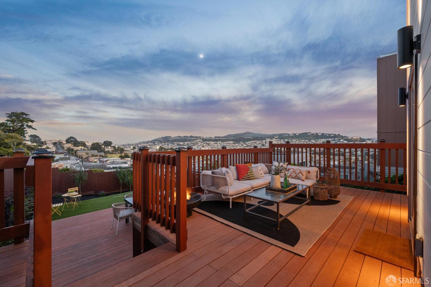 Detail Gallery Image 2 of 98 For 454 Orizaba Ave, San Francisco,  CA 94132 - 4 Beds | 3 Baths