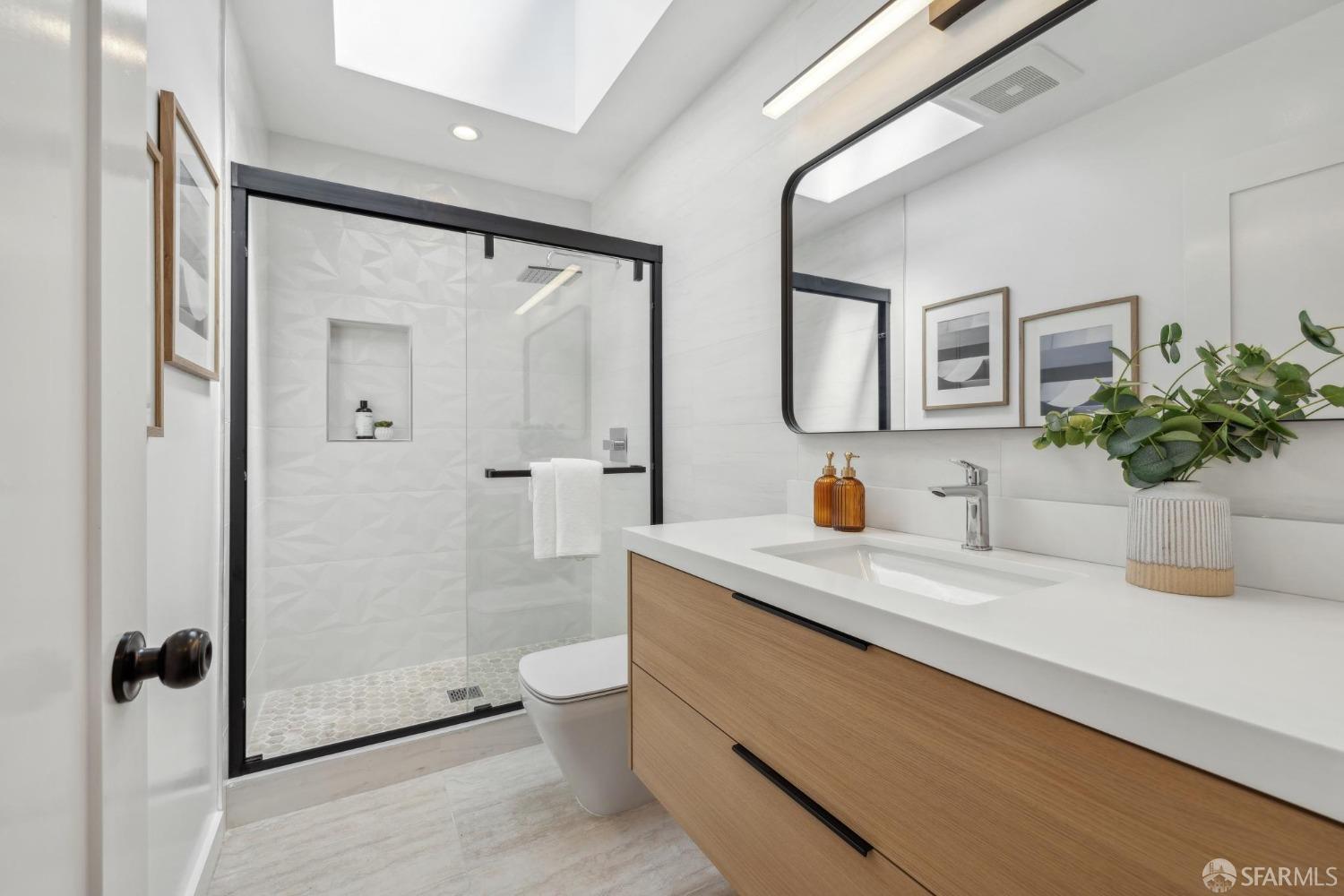 Detail Gallery Image 62 of 98 For 454 Orizaba Ave, San Francisco,  CA 94132 - 4 Beds | 3 Baths