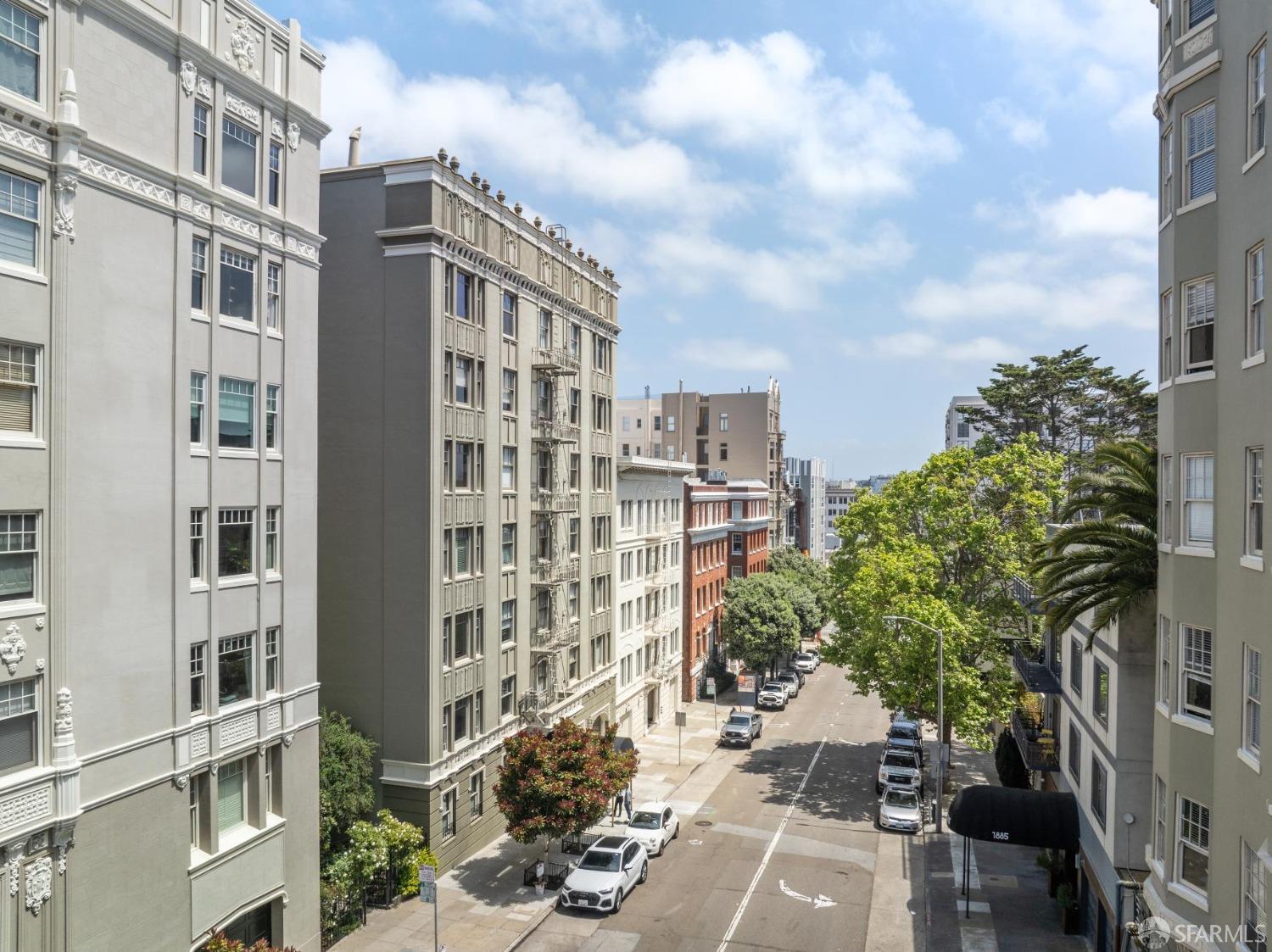 Detail Gallery Image 1 of 26 For 1870 Jackson St #603,  San Francisco,  CA 94109 - 3 Beds | 2/1 Baths