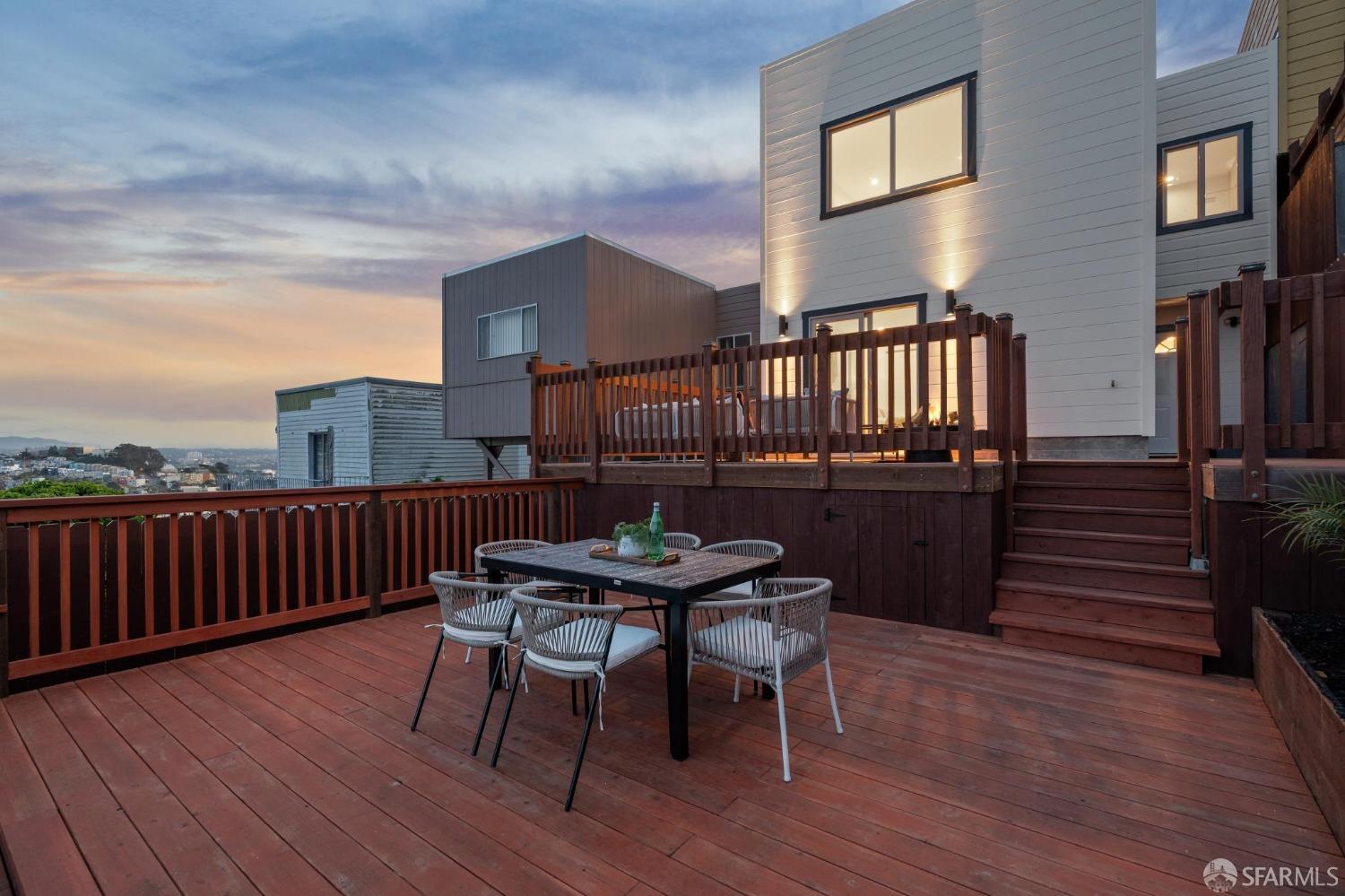 Detail Gallery Image 25 of 98 For 454 Orizaba Ave, San Francisco,  CA 94132 - 4 Beds | 3 Baths