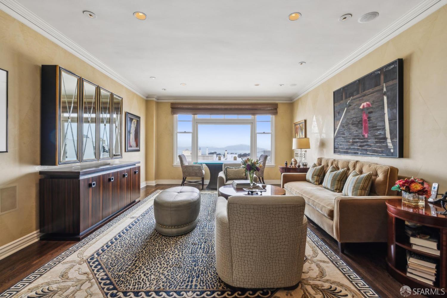 Detail Gallery Image 6 of 26 For 1870 Jackson St #603,  San Francisco,  CA 94109 - 3 Beds | 2/1 Baths