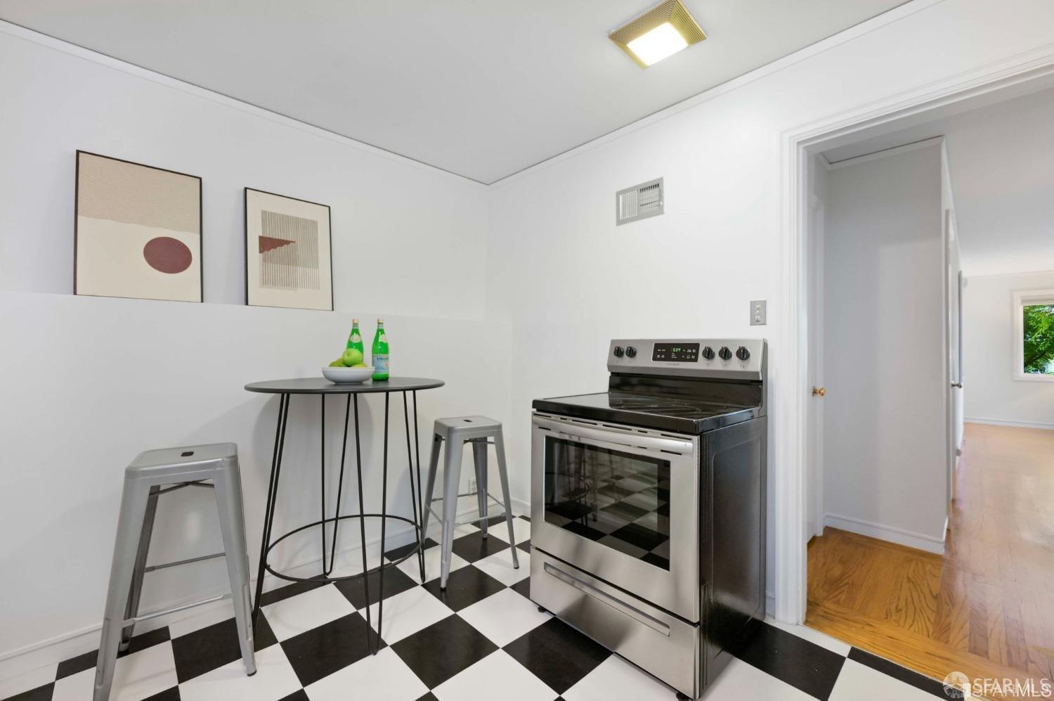 Detail Gallery Image 35 of 43 For 283 Filbert St, San Francisco,  CA 94133 - 4 Beds | 4 Baths