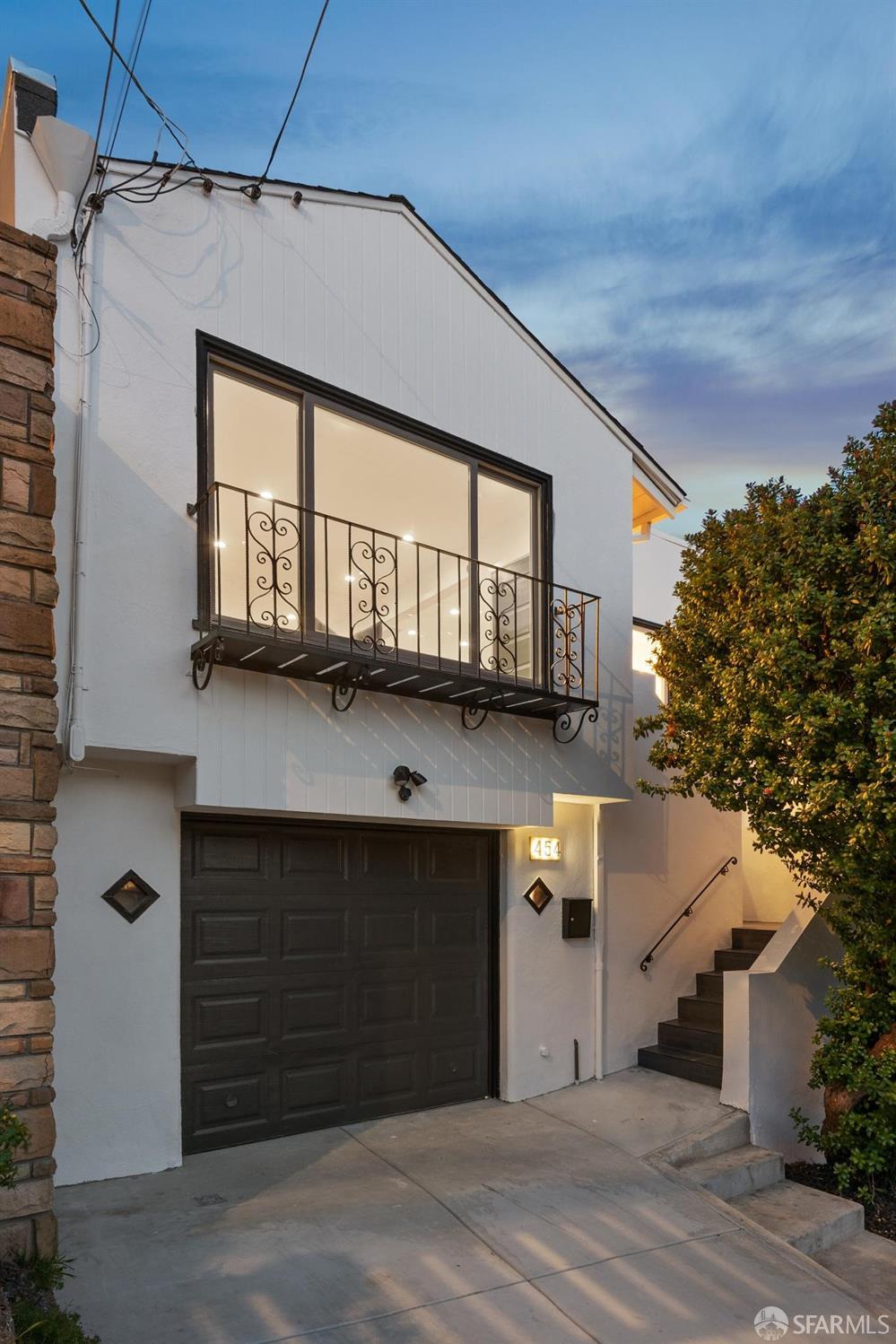 Detail Gallery Image 9 of 98 For 454 Orizaba Ave, San Francisco,  CA 94132 - 4 Beds | 3 Baths