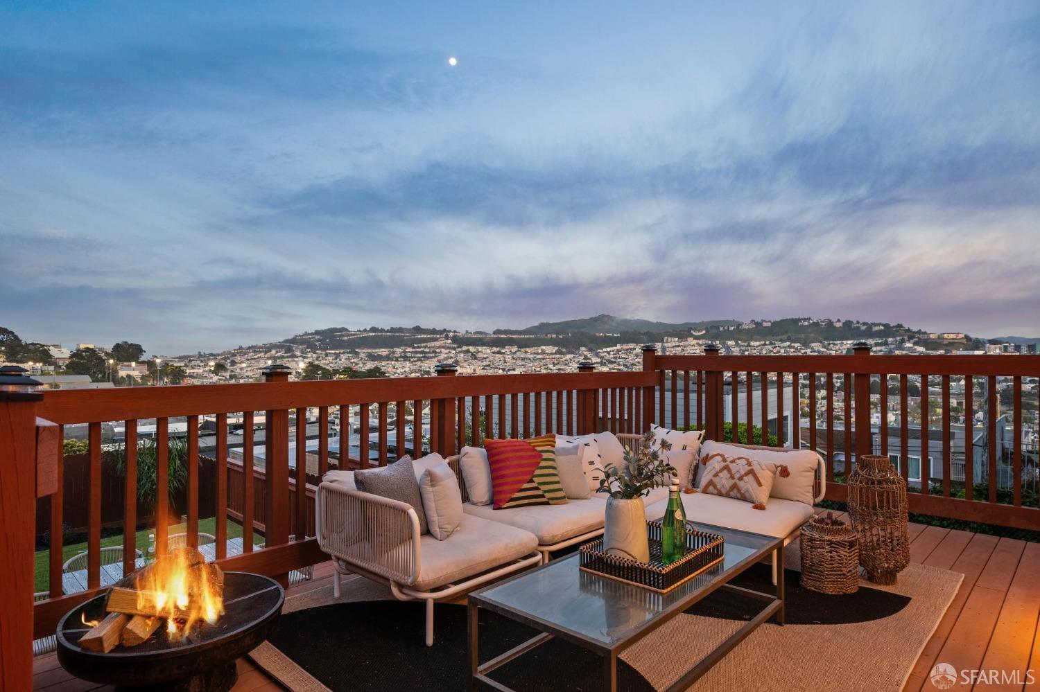 Detail Gallery Image 23 of 98 For 454 Orizaba Ave, San Francisco,  CA 94132 - 4 Beds | 3 Baths