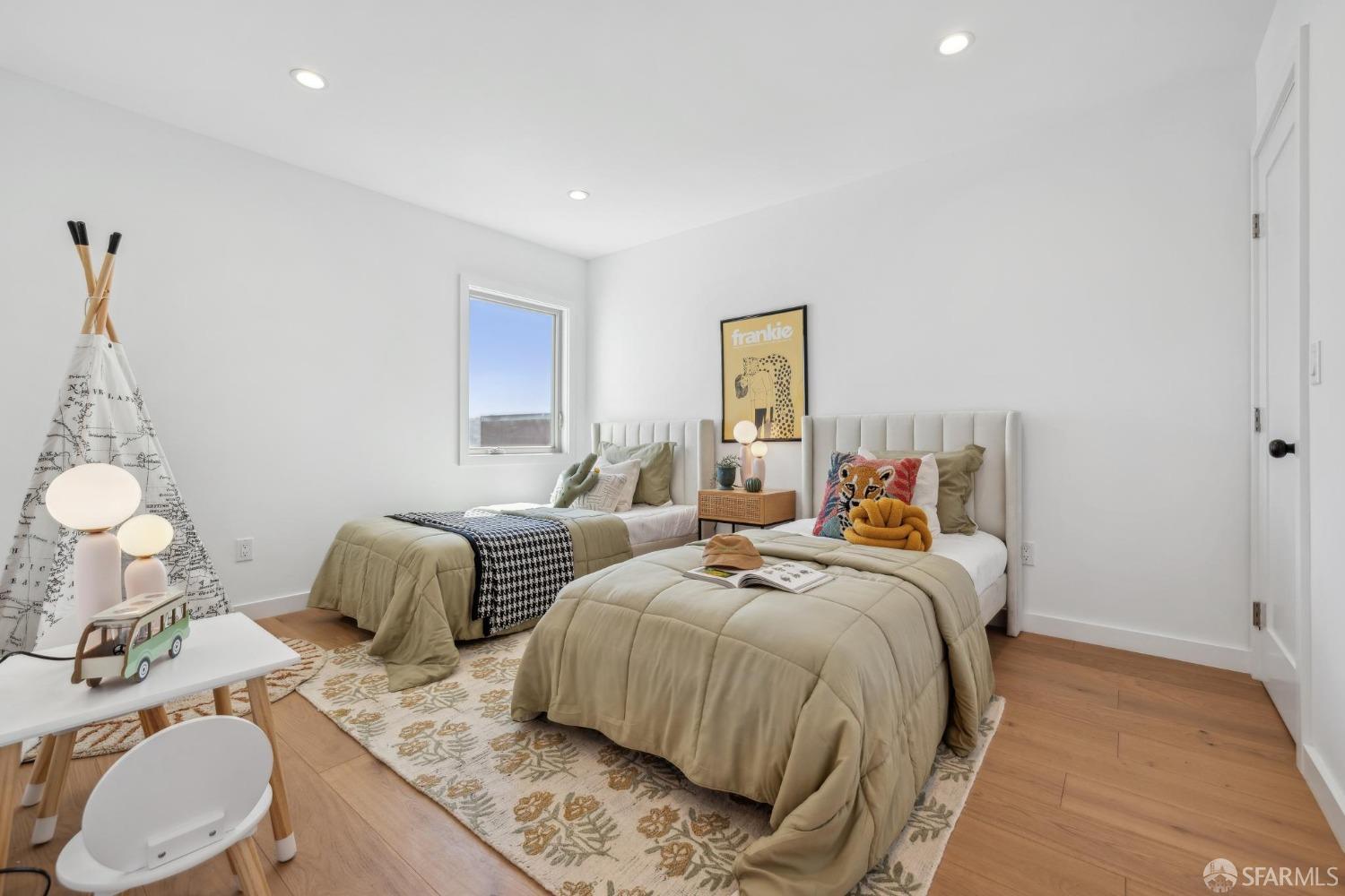 Detail Gallery Image 60 of 98 For 454 Orizaba Ave, San Francisco,  CA 94132 - 4 Beds | 3 Baths