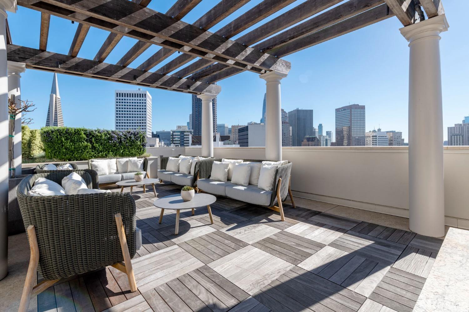 Detail Gallery Image 8 of 28 For 875 California St #403,  San Francisco,  CA 94108 - 2 Beds | 2 Baths