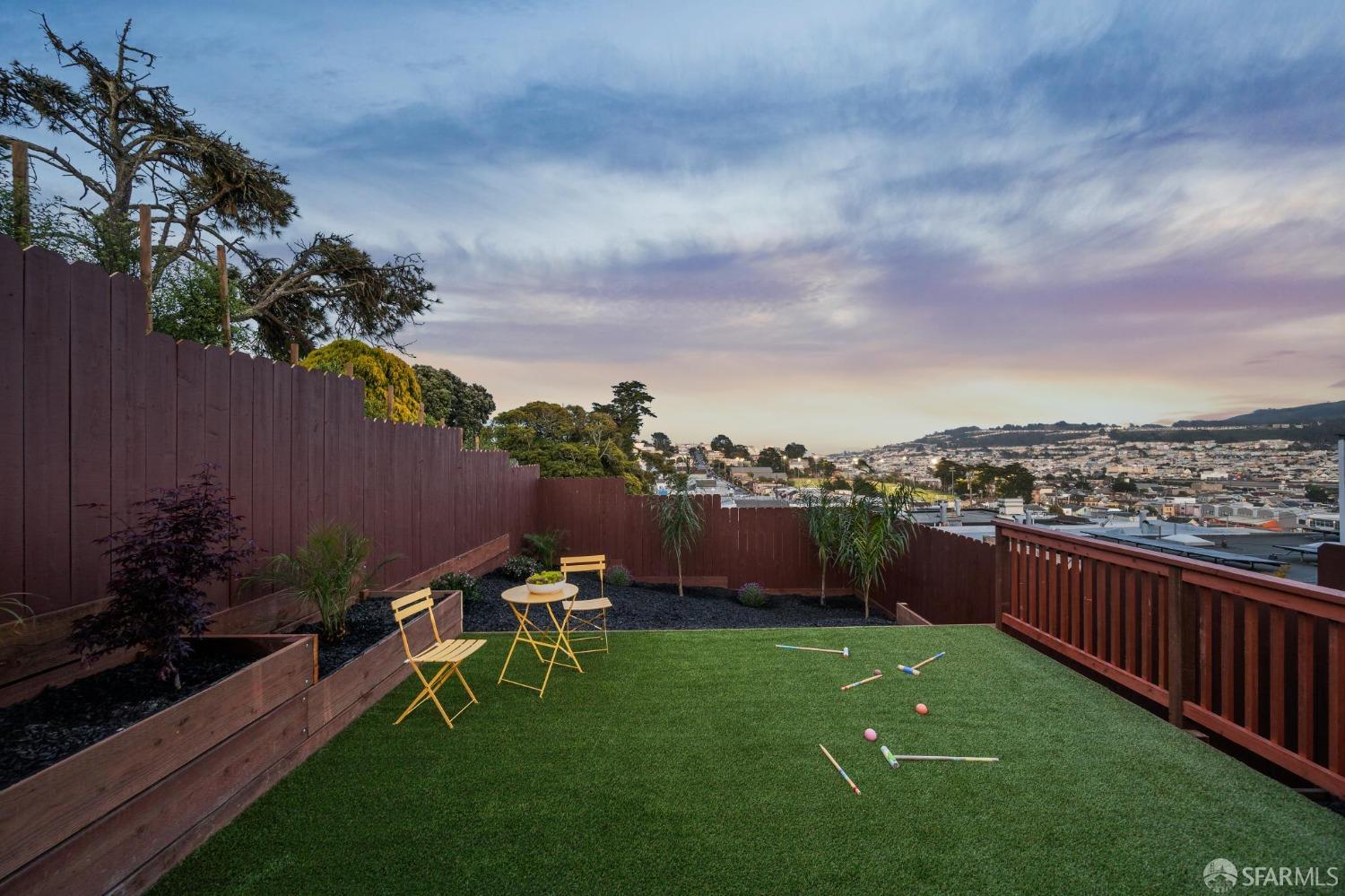 Detail Gallery Image 3 of 98 For 454 Orizaba Ave, San Francisco,  CA 94132 - 4 Beds | 3 Baths