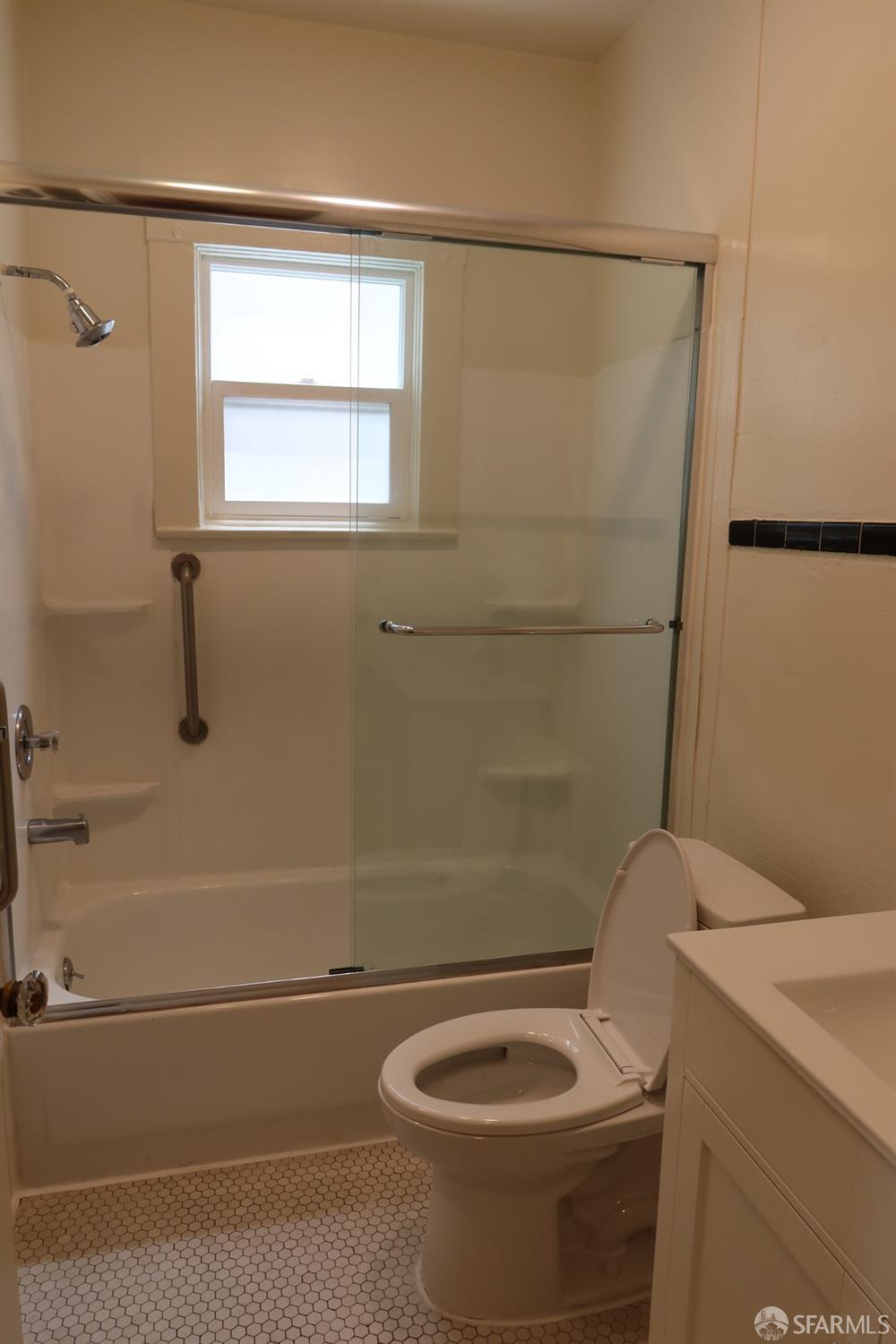 Detail Gallery Image 9 of 12 For 173 Julian Ave, San Francisco,  CA 94103 - – Beds | – Baths