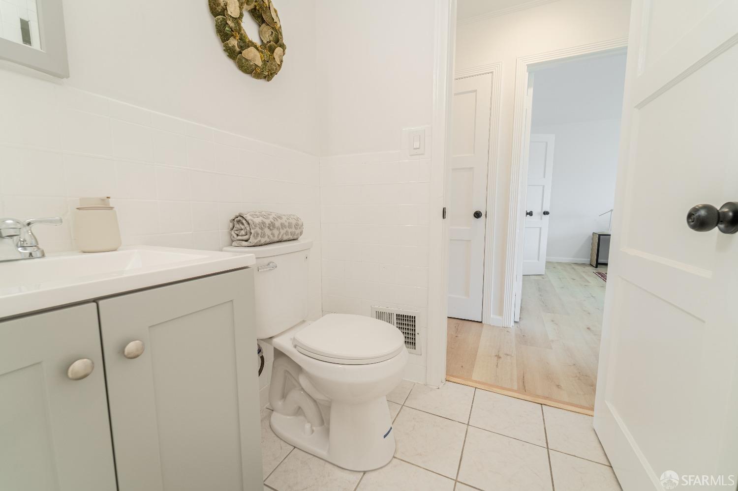 Detail Gallery Image 21 of 67 For 3539 Judah St, San Francisco,  CA 94122 - – Beds | – Baths