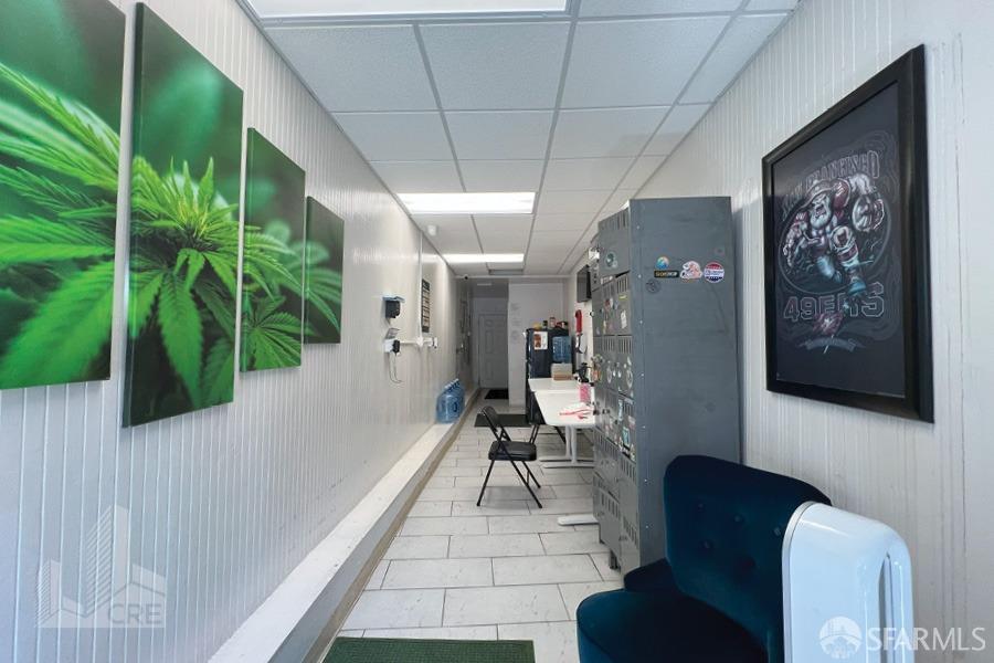 Detail Gallery Image 5 of 7 For 5250 Mission St, San Francisco,  CA 94112 - – Beds | – Baths